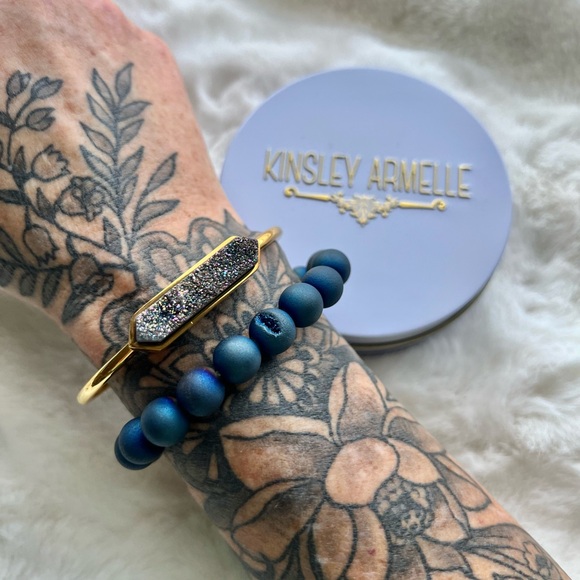 Kinsley Armelle 2 Piece Bracelet Set Quartz and Bead Raven - Picture 2 of 7